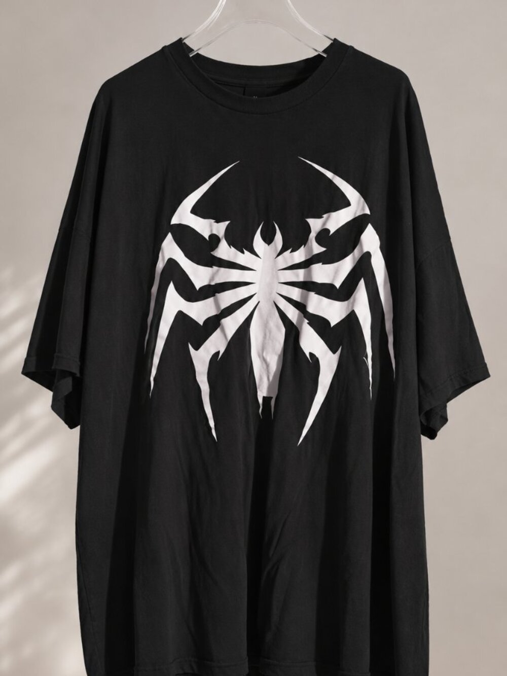 Marvel Spider-Man 2 Venom Symbiote Graphic T-Shirt XL Black White